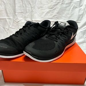 Brand new, authentic Nike Free 5.0 shoes